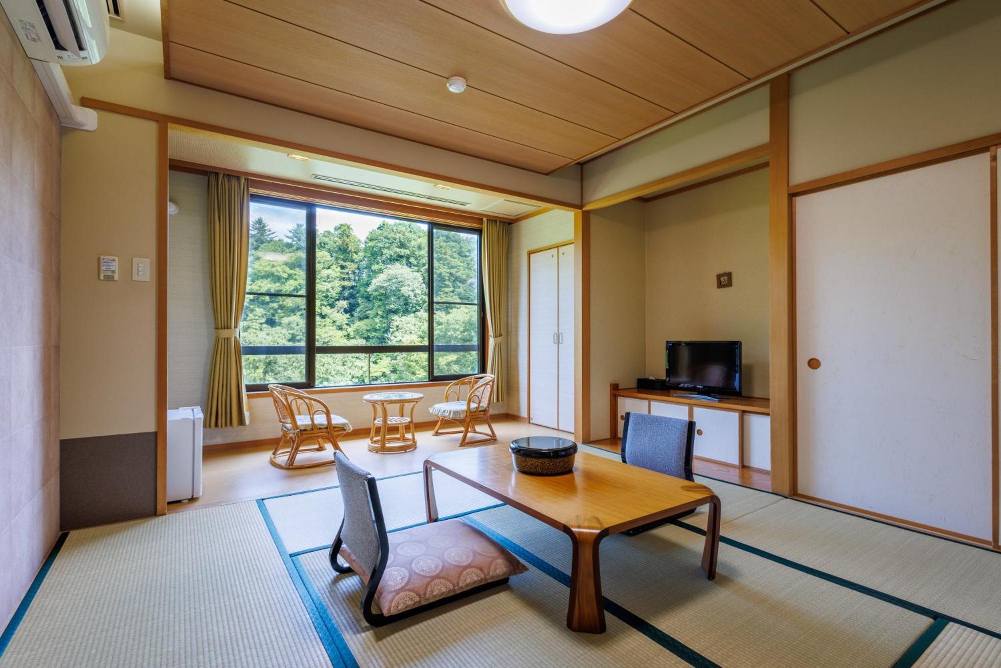 Okutamaji Hotell Ome Exteriör bild