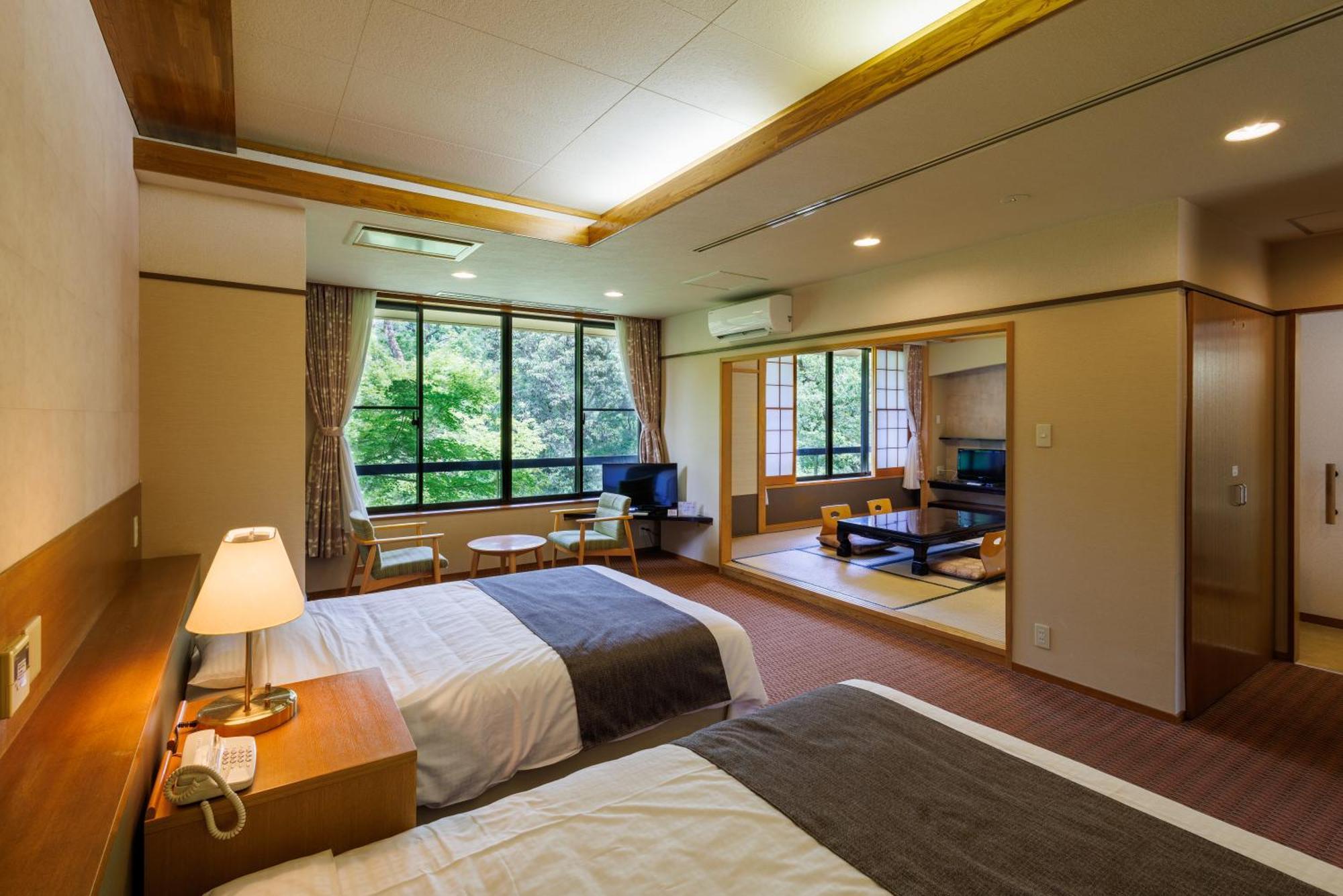 Okutamaji Hotell Ome Exteriör bild